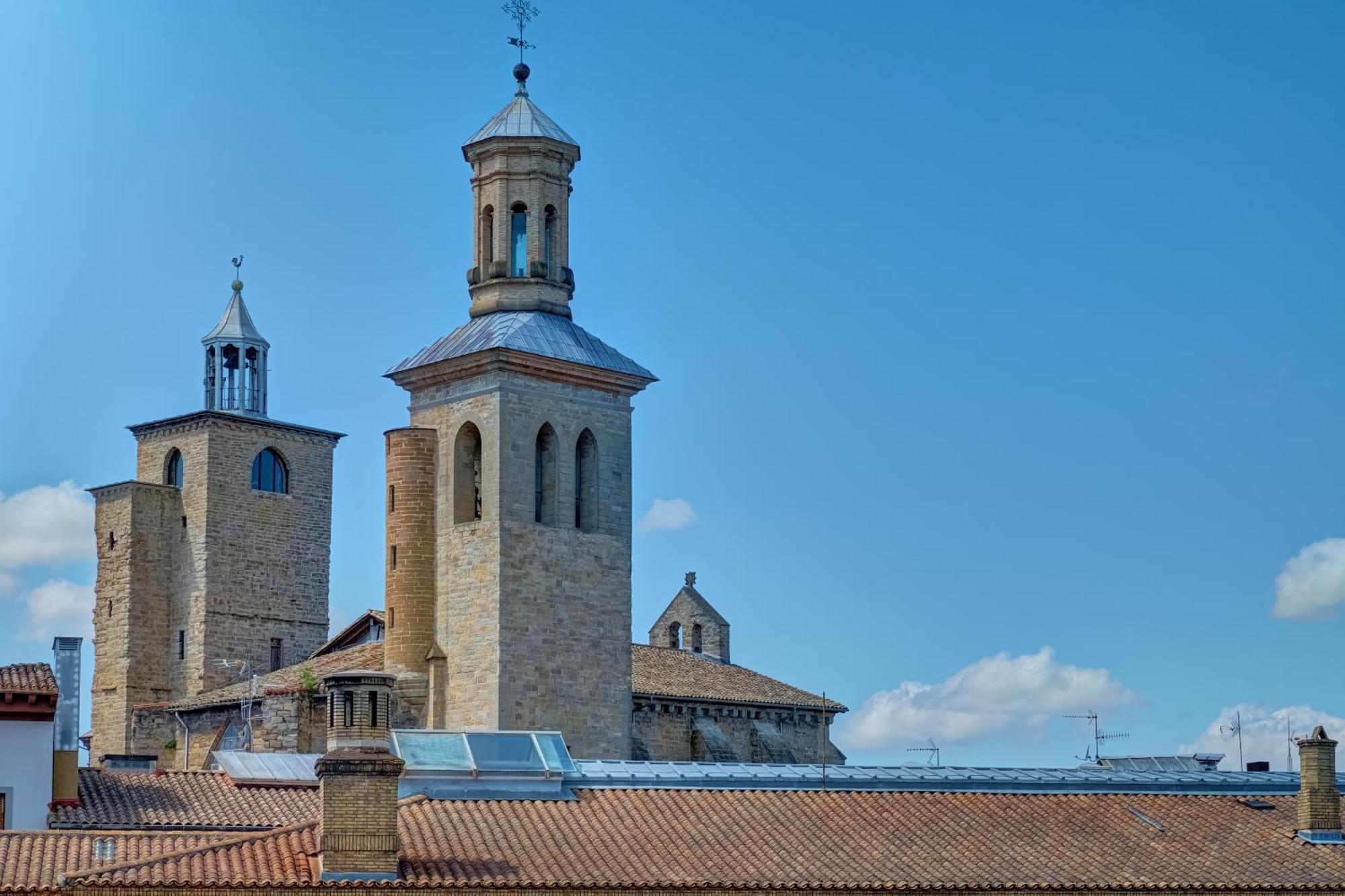 Una atalaya sobre el Casco Antiguo Pamplona Exterior foto